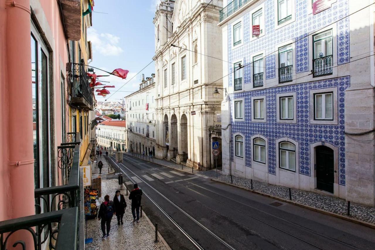 Calçada do Combro Lisboa Exterior foto